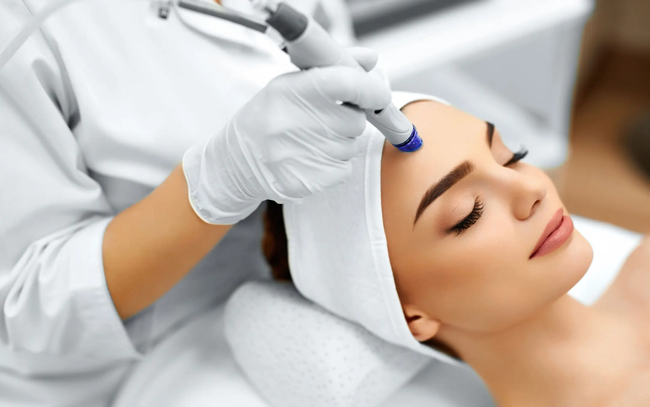 What Is Collagen Lift Therapy and How Can It Help Ageing, Loose Skin Westcliff-on-Sea?